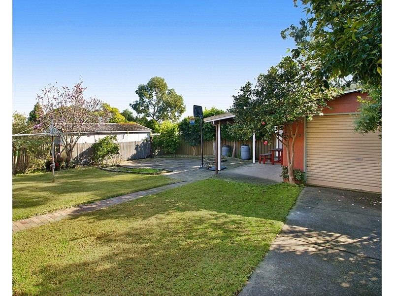 6 Garonne Street, Seven Hills NSW 2147