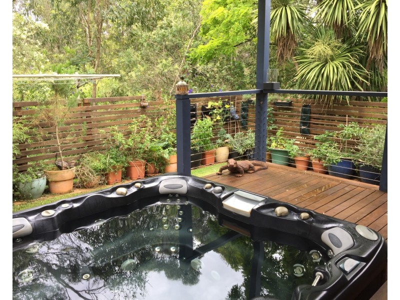 21 Lowana Crescent, Seven Hills NSW 2147