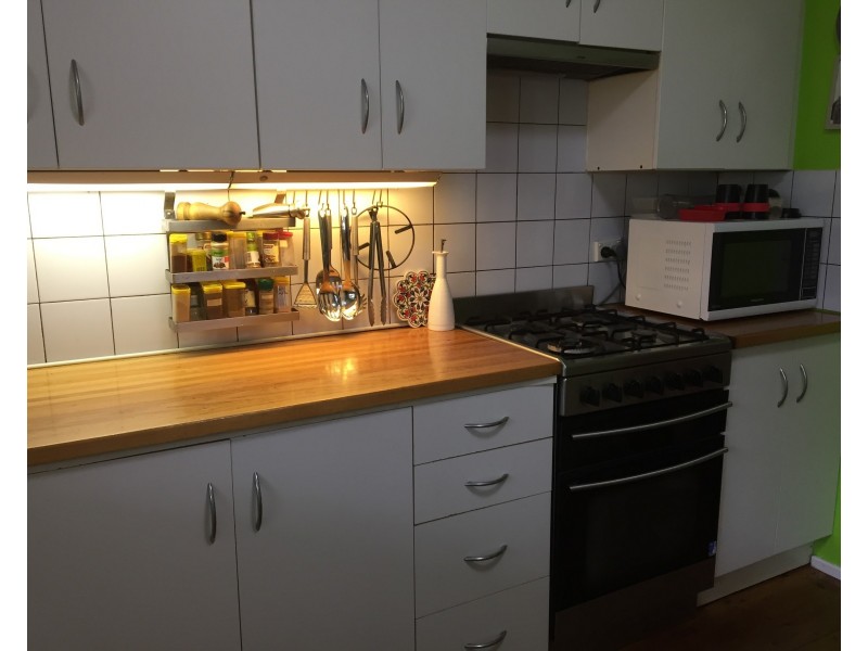 21 Lowana Crescent, Seven Hills NSW 2147