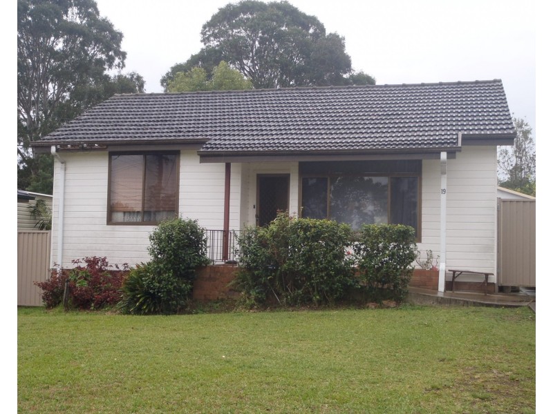 19 Moncrieff Street, Lalor Park NSW 2147