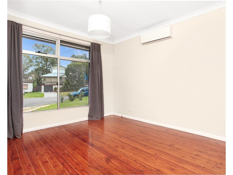 7 Loville Avenue, Seven Hills NSW 2147