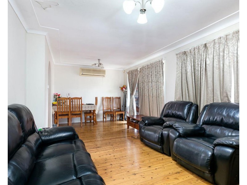 68 Endeavour Street, Seven Hills NSW 2147