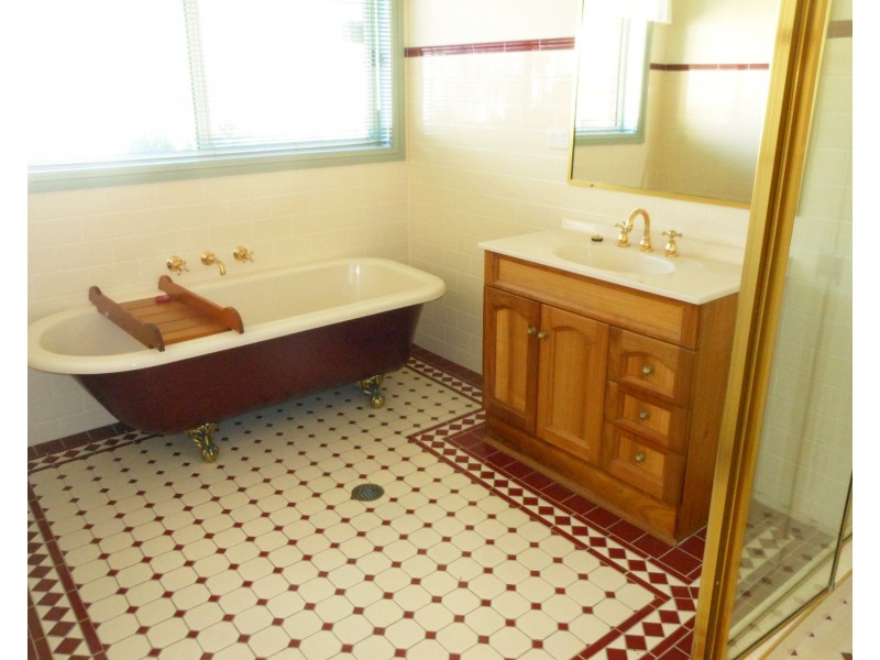 1 Olive Lee Street, Quakers Hill NSW 2763