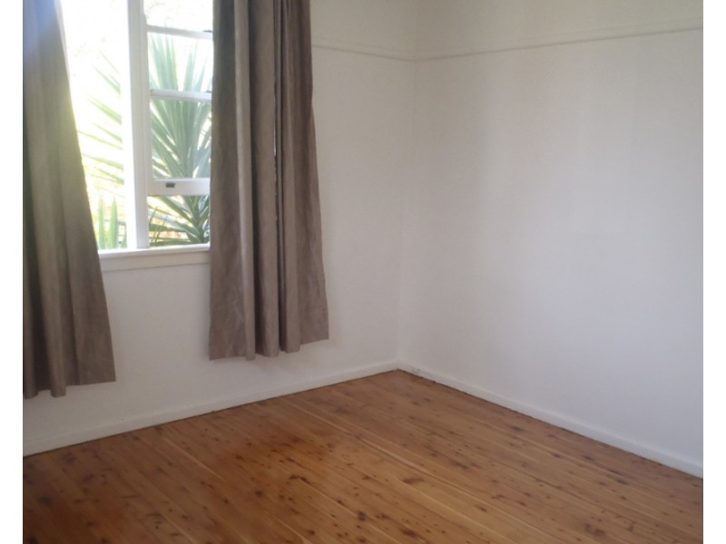 18 Sturt Street, Lalor Park NSW 2147