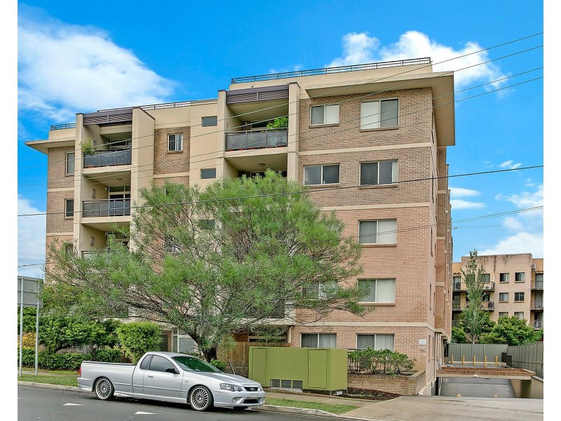 2/2-4 Fifth Avenue, Blacktown NSW 2148