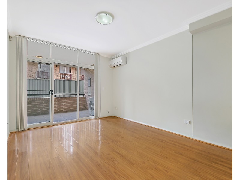 2/2-4 Fifth Avenue, Blacktown NSW 2148