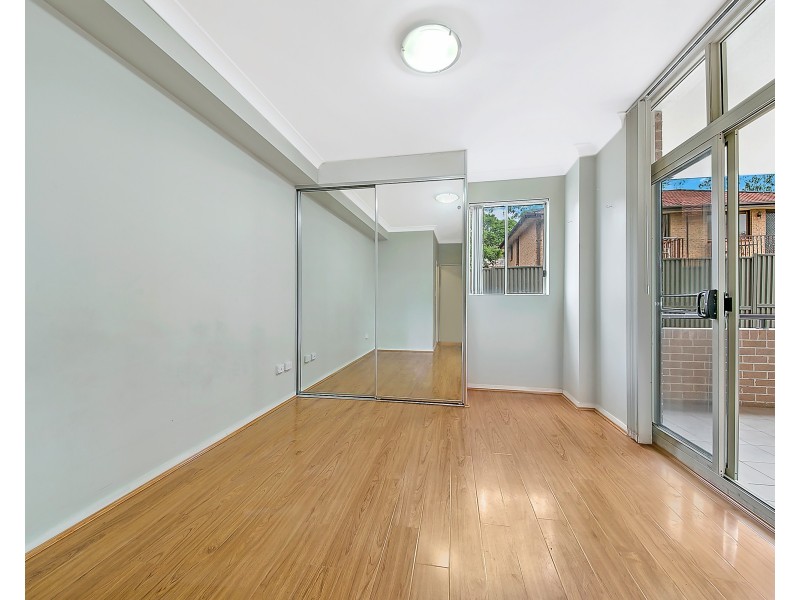 2/2-4 Fifth Avenue, Blacktown NSW 2148