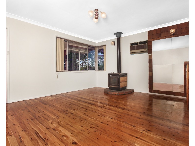 4 Zambesi Road, Seven Hills NSW 2147