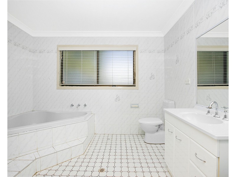 18 Macdonald Avenue, Lalor Park NSW 2147