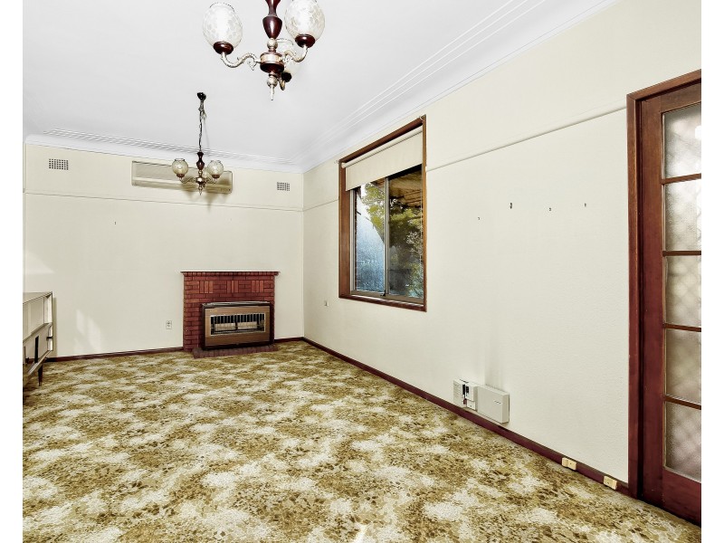 10 Jean Street, Seven Hills NSW 2147