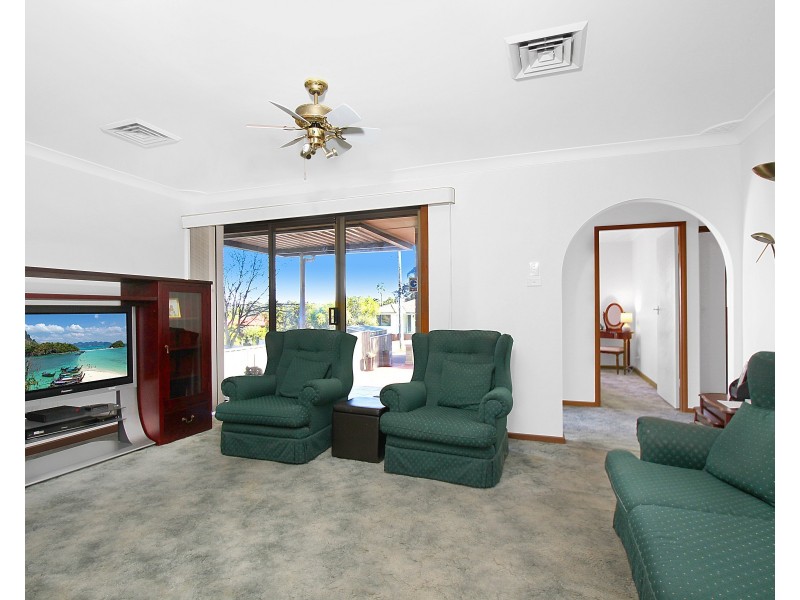 9 Monaro Street, Seven Hills NSW 2147