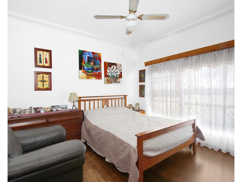 9 Leabons Lane, Seven Hills NSW 2147