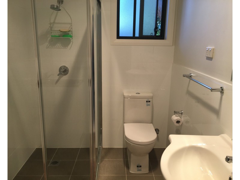 39a  Greenmeadows Cr, Toongabbie NSW 2146