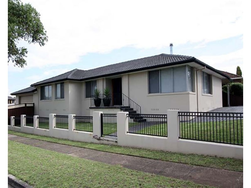 11 Heath Street, Prospect NSW 2148