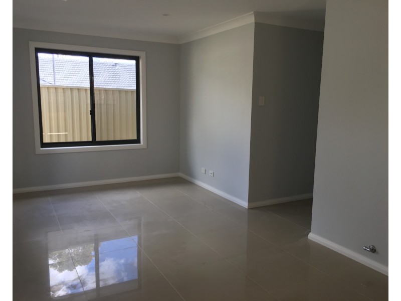 35a  Janice St, Seven Hills NSW 2147