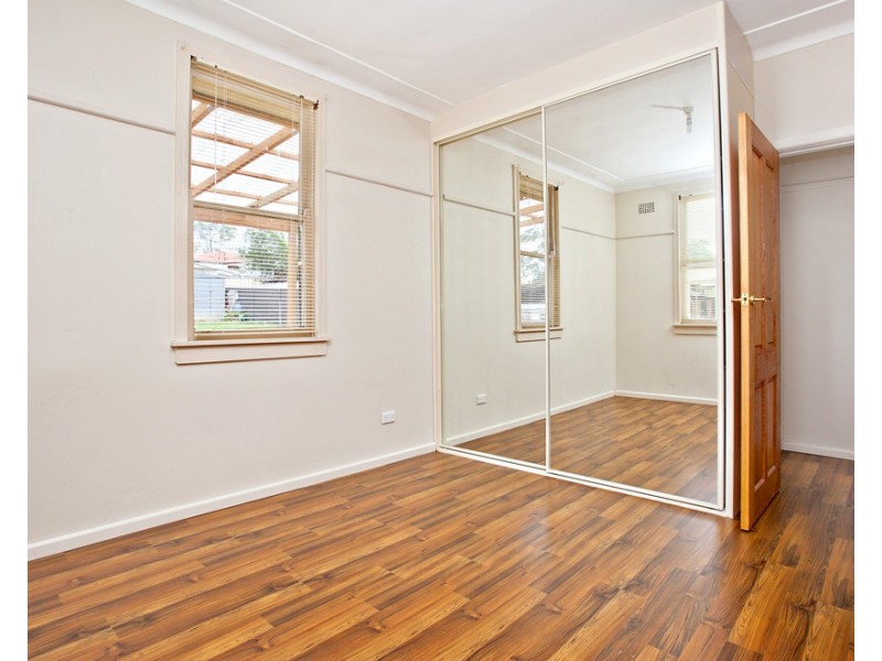 104 Barbara Boulevarde, Seven Hills NSW 2147