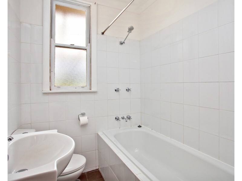 104 Barbara Boulevarde, Seven Hills NSW 2147