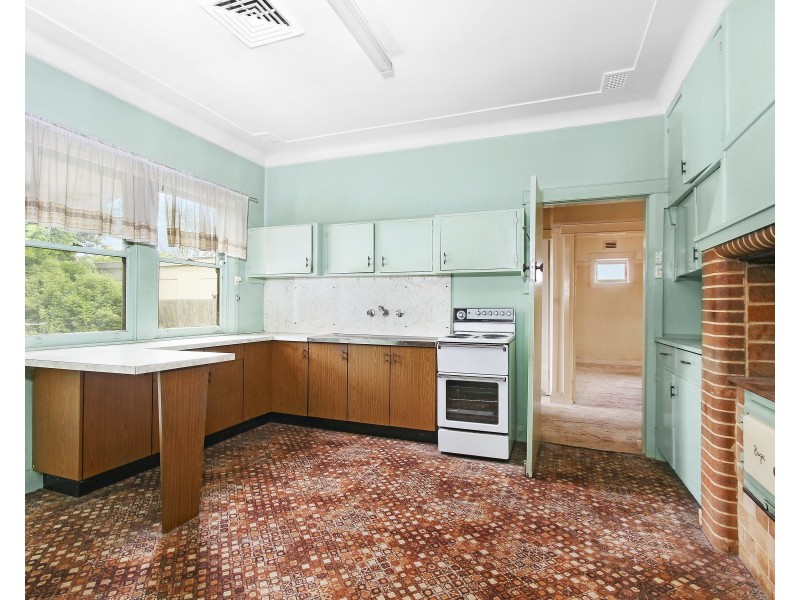 28 Cornelia Road, Toongabbie NSW 2146