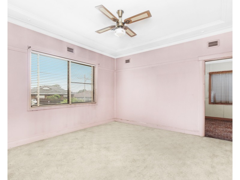 28 Cornelia Road, Toongabbie NSW 2146