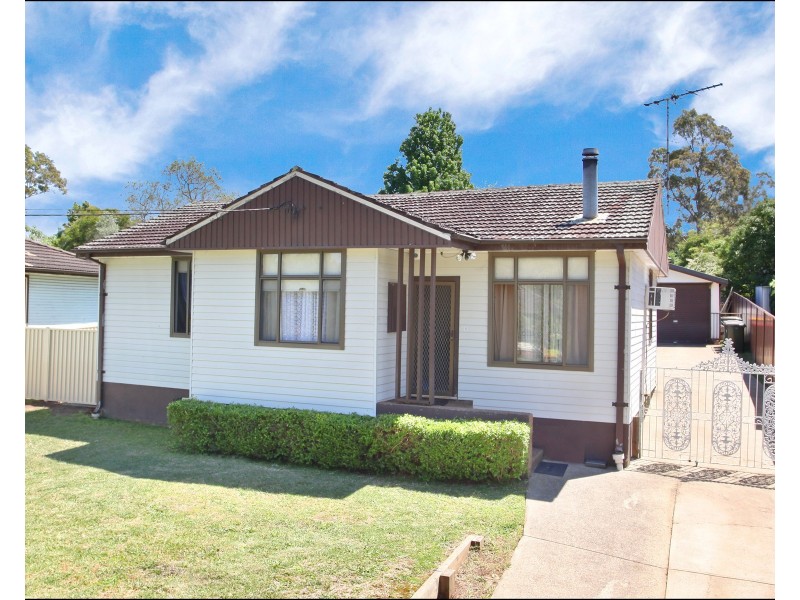 17  Gilmore Road, Lalor Park NSW 2147