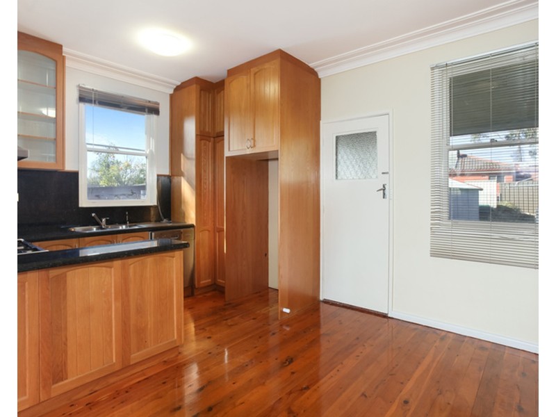 79  Athabaska Ave, Seven Hills NSW 2147