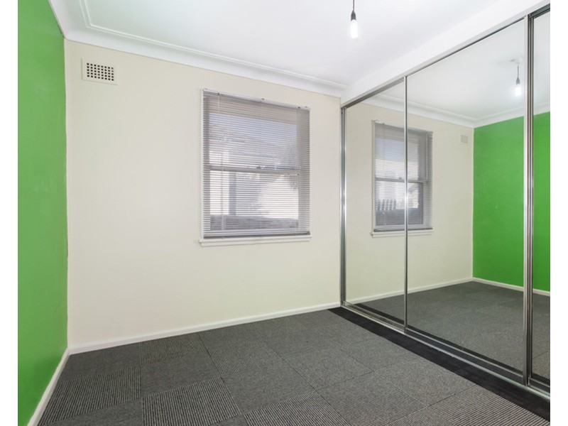 79  Athabaska Ave, Seven Hills NSW 2147