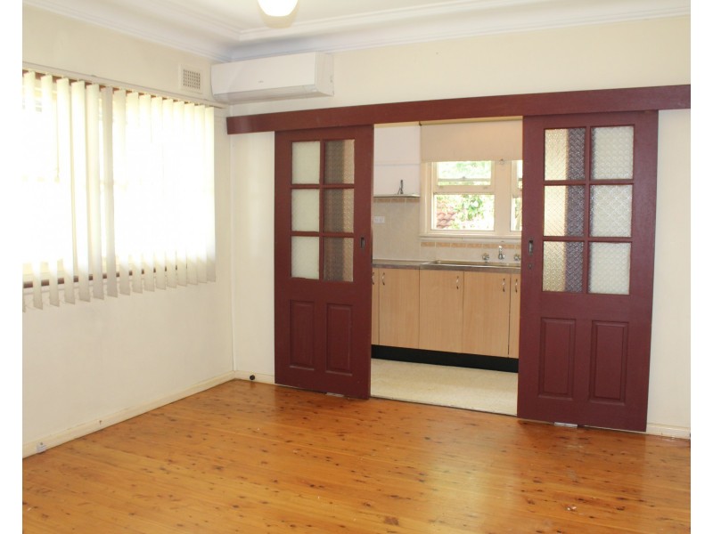 30 Olive Street, Seven Hills NSW 2147