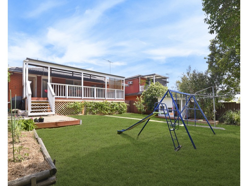 16 Dalray Street, Lalor Park NSW 2147