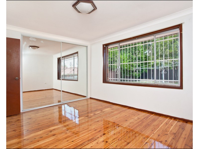 4 Pretoria Road, Seven Hills NSW 2147