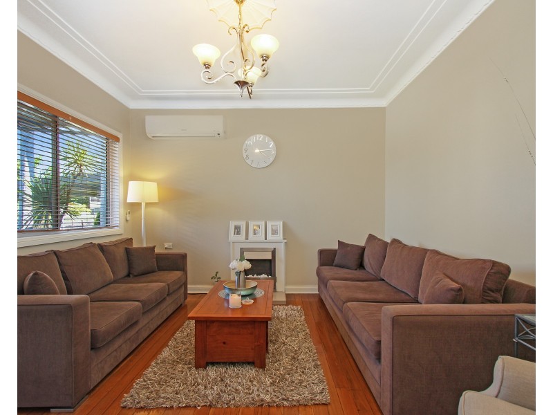 4 Diane Drive, Lalor Park NSW 2147