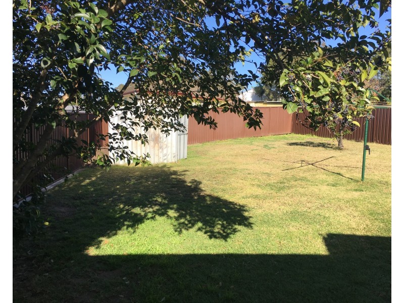 10 Forrest Road, Lalor Park NSW 2147