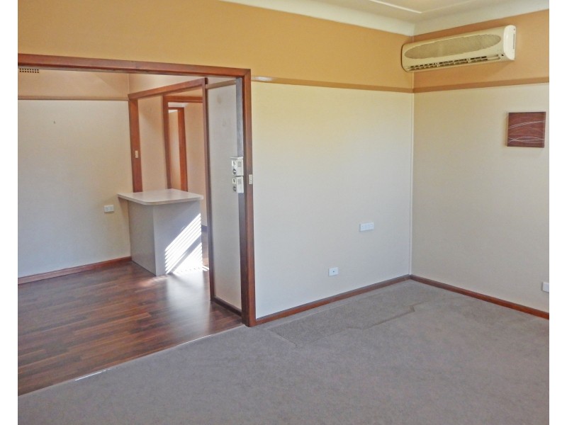 42 Barbara Boulevarde, Seven Hills NSW 2147