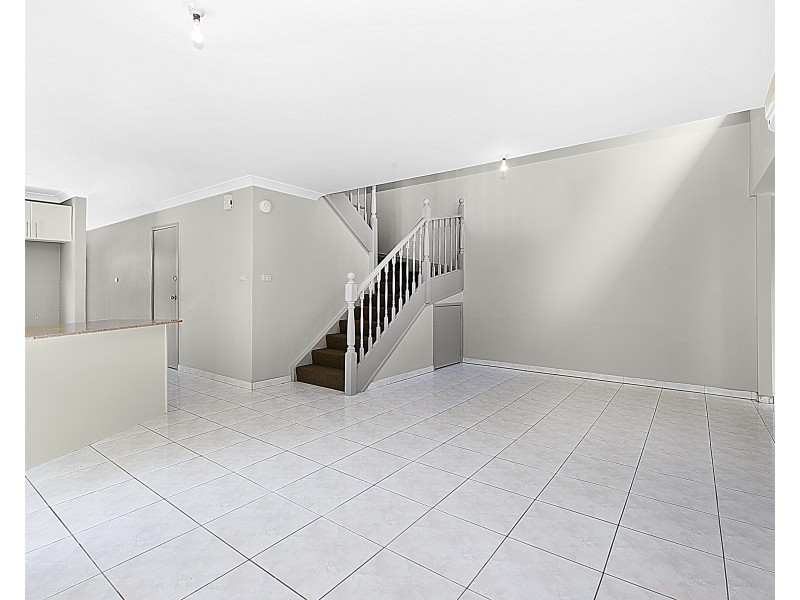 4/131 Toongabbie Road, Toongabbie NSW 2146