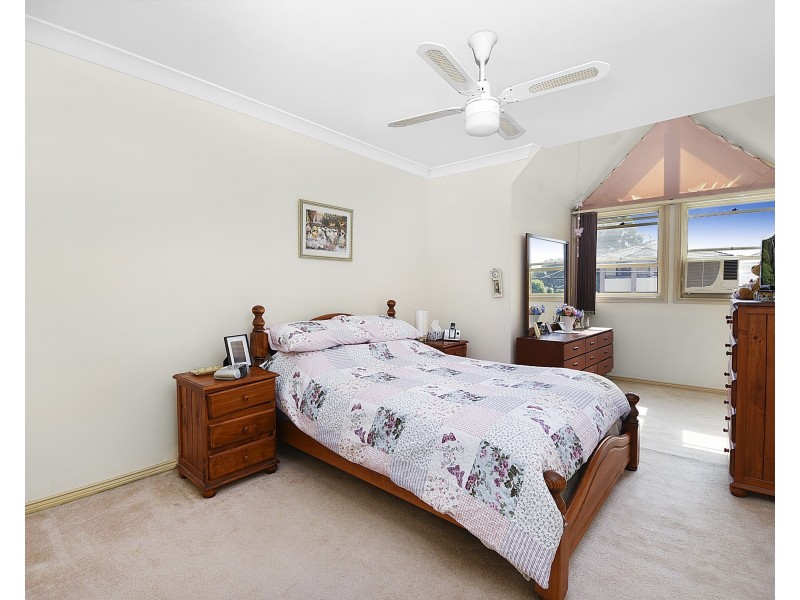8b Ozark Street, Seven Hills NSW 2147