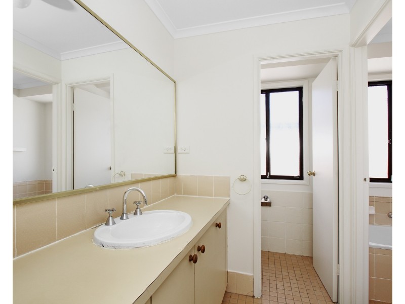 5 Wyandotte Place, Seven Hills NSW 2147