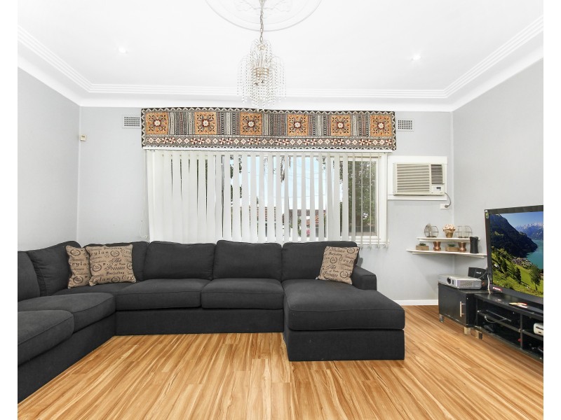 28 Endeavour Street, Seven Hills NSW 2147