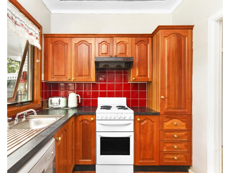 28 Endeavour Street, Seven Hills NSW 2147