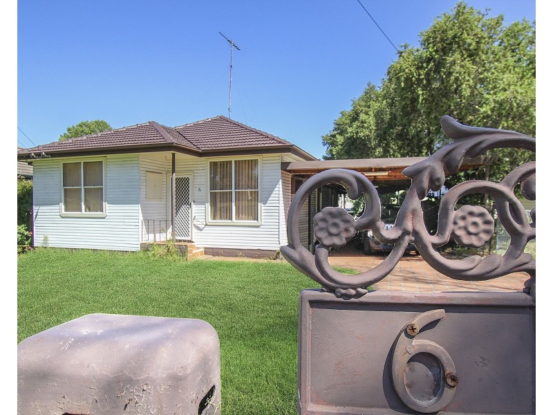 6 Johnson Avenue, Seven Hills NSW 2147