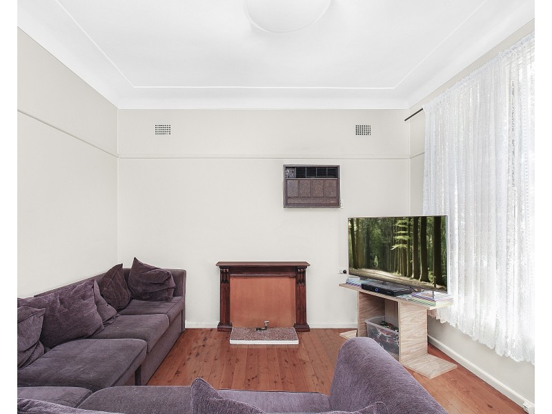 6 Johnson Avenue, Seven Hills NSW 2147