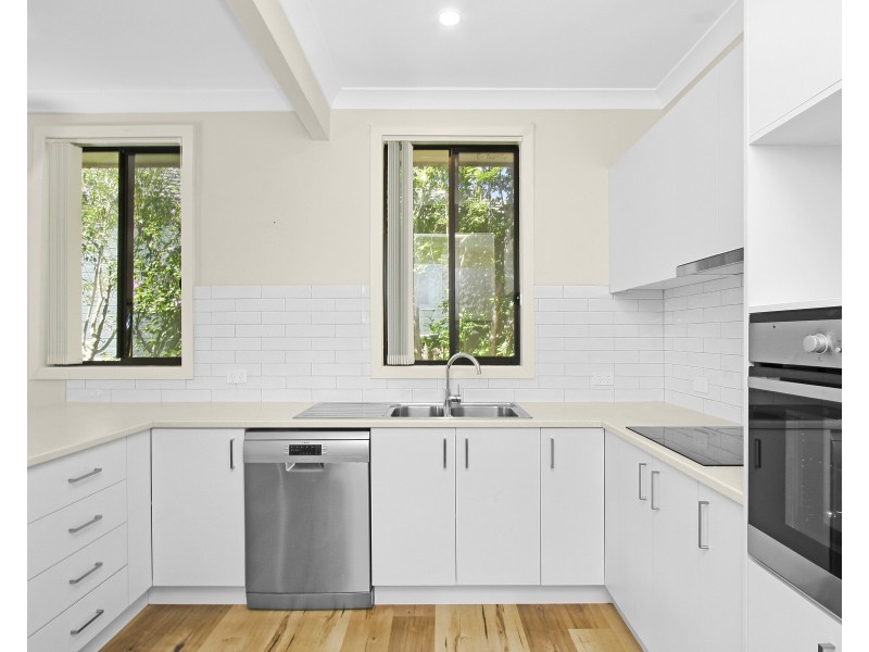 11 Dawn Drive, Seven Hills NSW 2147