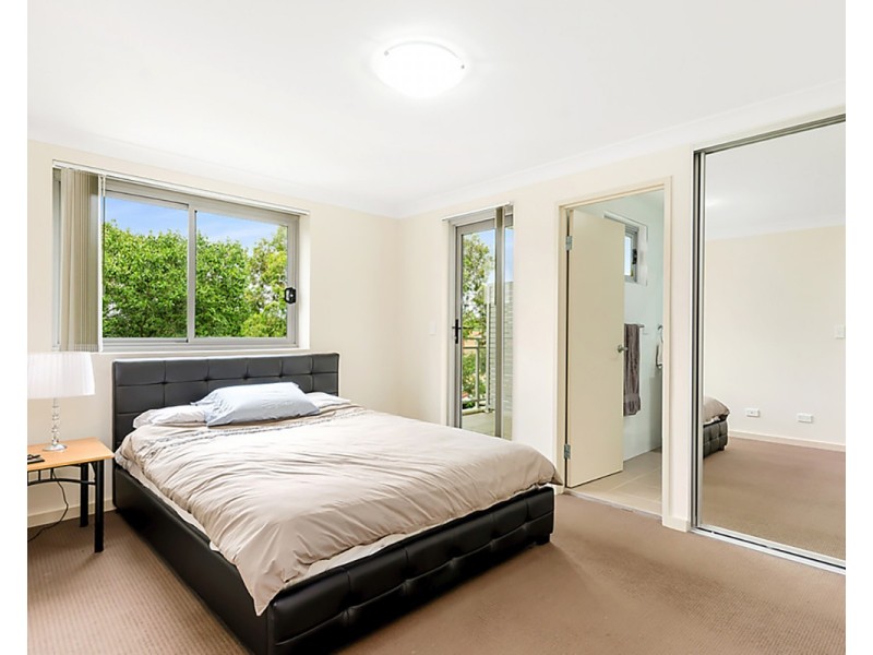 17/102-106 Railway Terrace, Merrylands NSW 2160