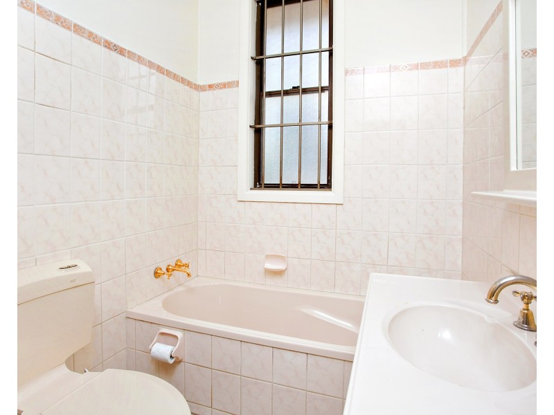 6 Oxley St, Lalor Park NSW 2147