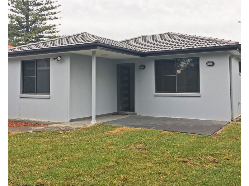 32a  Carrington St, Seven Hills NSW 2147