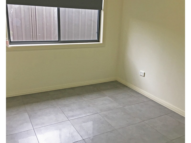 32a  Carrington St, Seven Hills NSW 2147