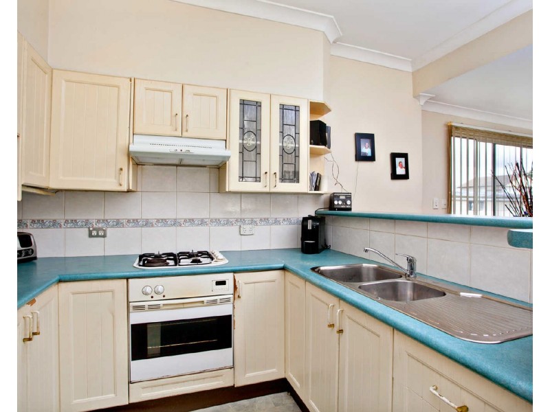 44 Dora St, Blacktown NSW 2148