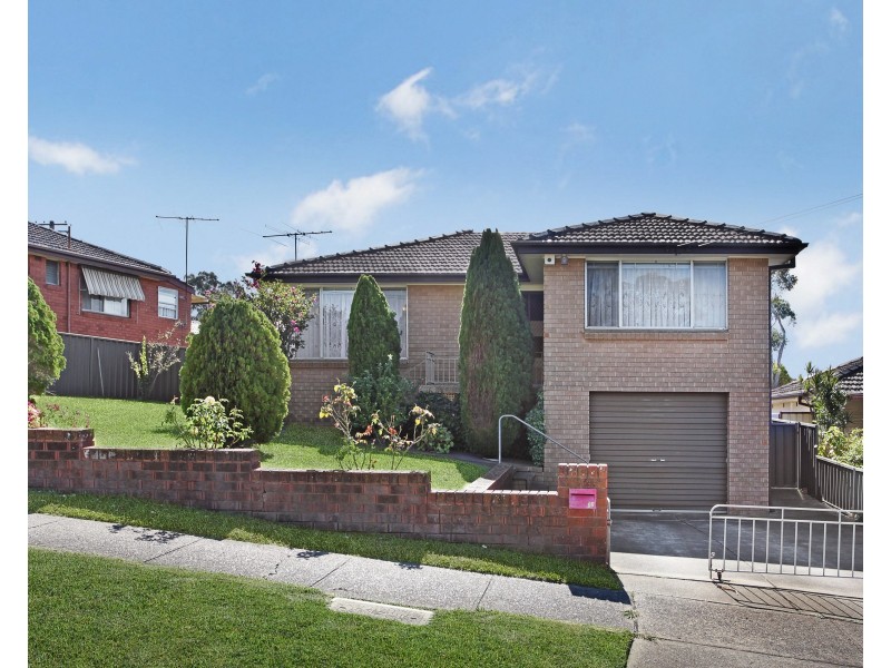 11 Grandview Ave, Seven Hills NSW 2147