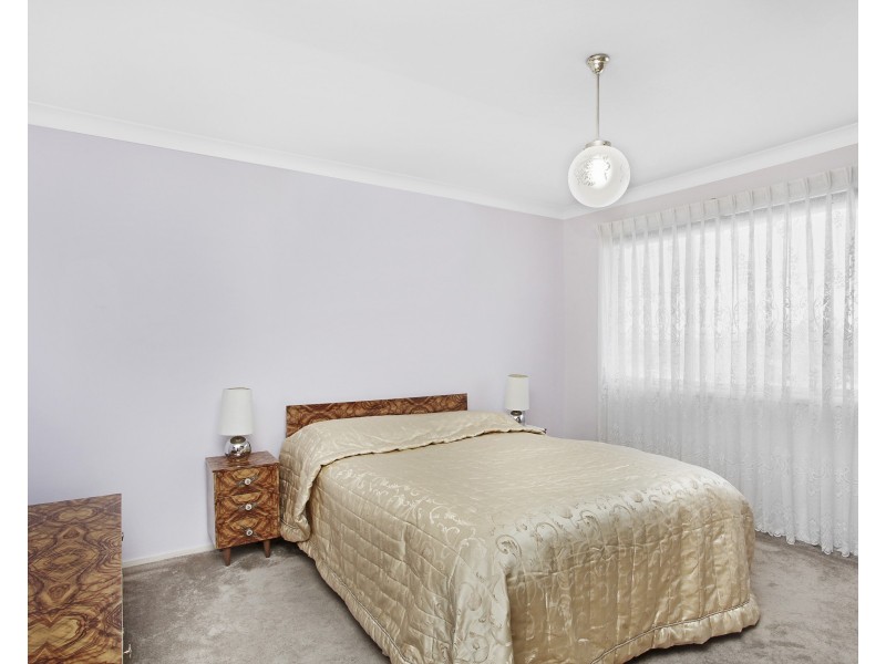11 Grandview Ave, Seven Hills NSW 2147