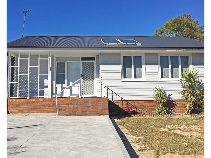 34 Melba Rd, Lalor Park NSW 2147