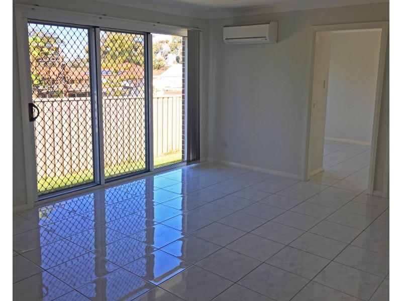 1a/GF Francine St, Seven Hills NSW 2147