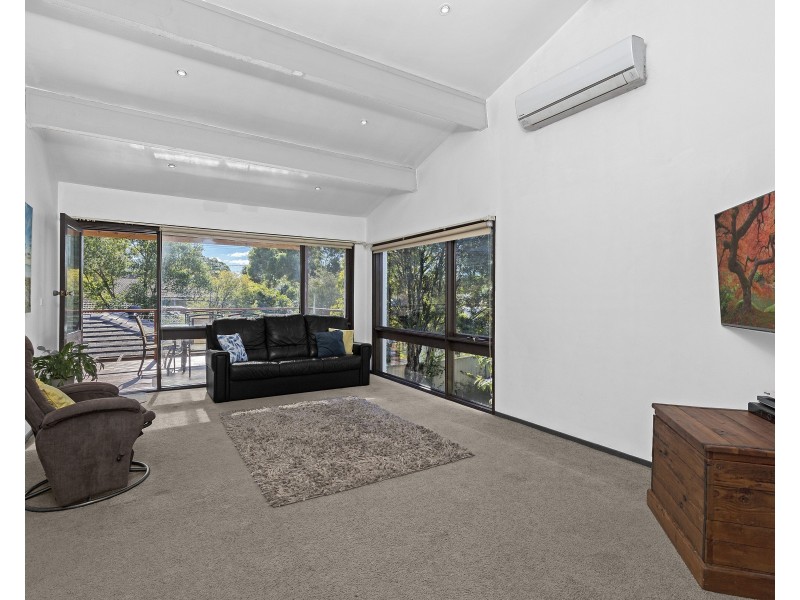 16 Zermatt Avenue, Seven Hills NSW 2147